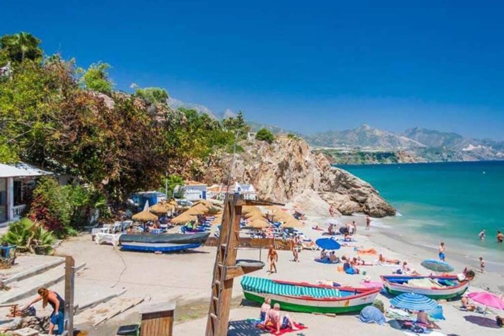 Apartmán Bajo Playazo Jimena 6 Nerja Exteriér fotografie